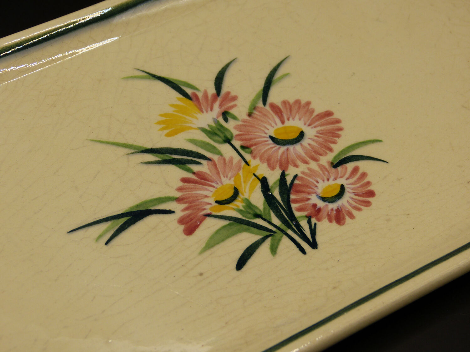 Cake service in Gien earthenware, Butterfly pattern, 1960s.
