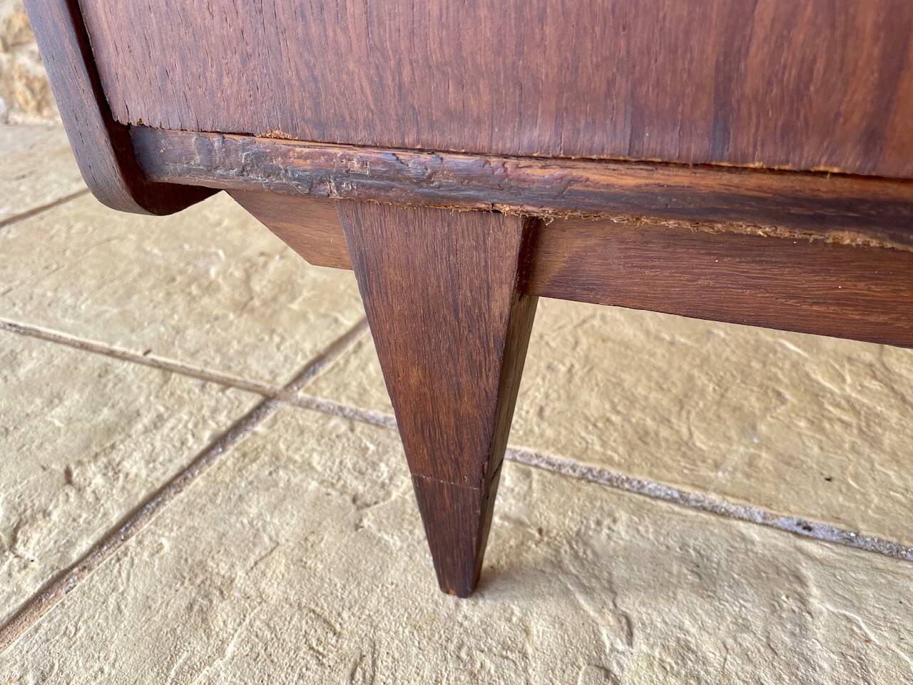 Commode haute vintage en chêne  à 5 tiroirs, circa 1950s