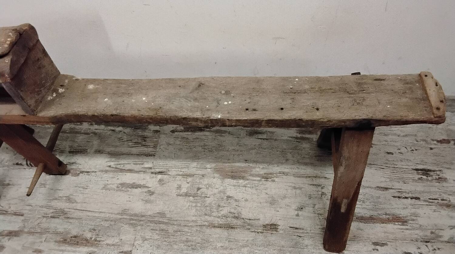 Tanning bench by trade