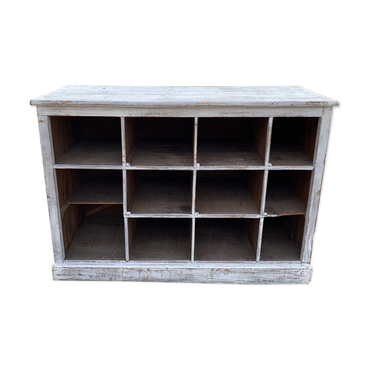 White patinated wooden craft