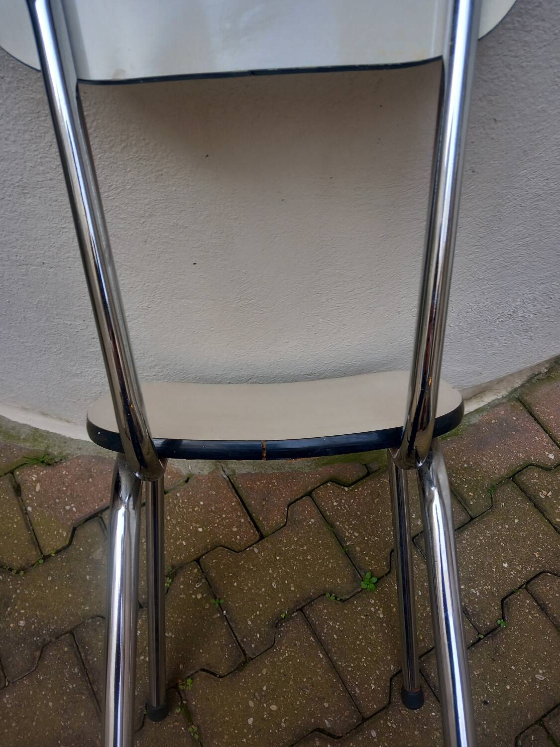 Chaise en formica