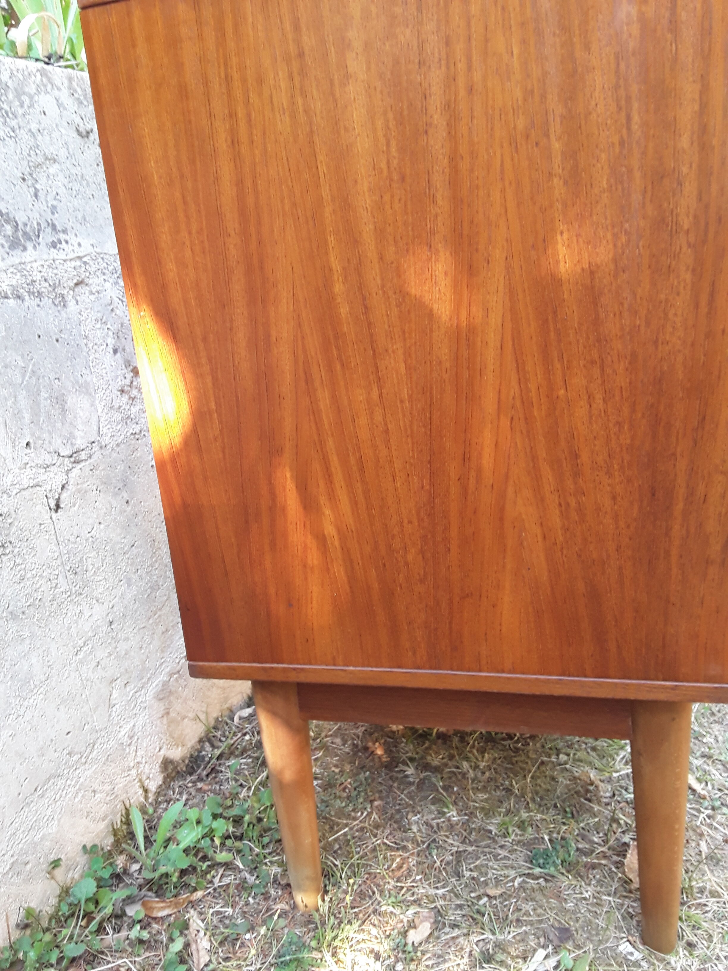 Unifa teak dresser