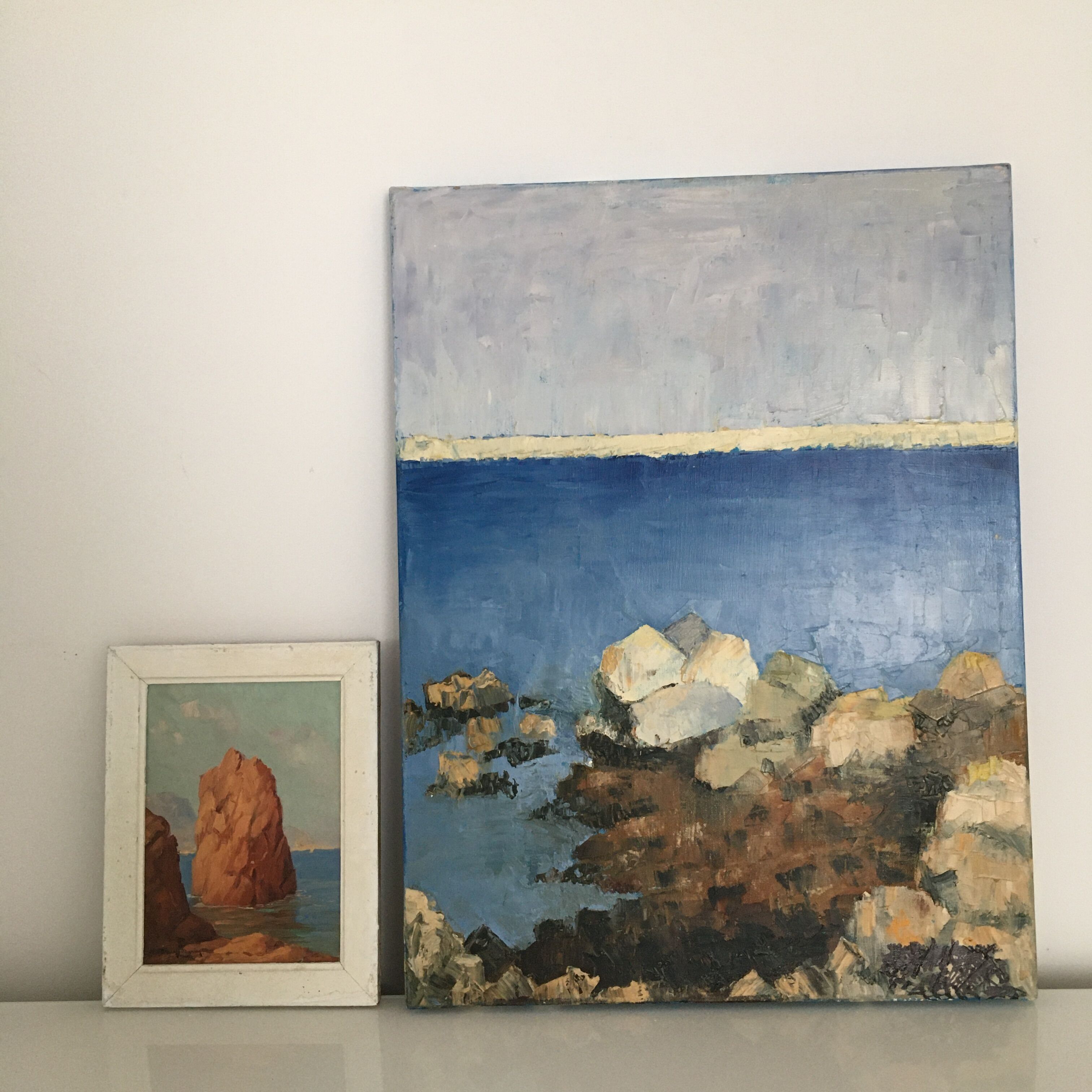 Sea and rocks painting