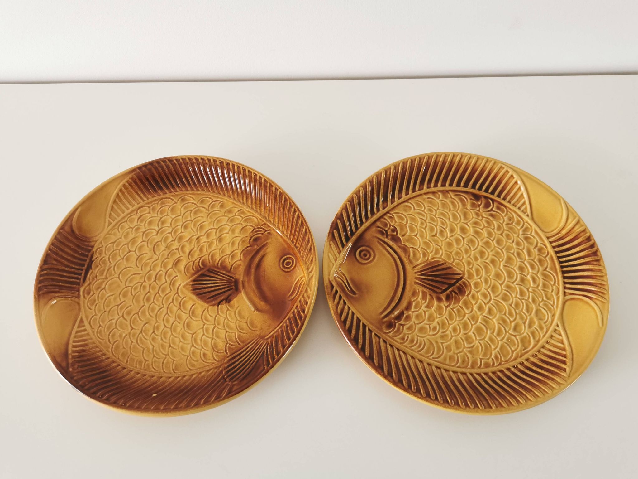 Set of 6 Vintage Fish Plates Set: 1970s KIL Yugoslavia Retro Serving Dishes