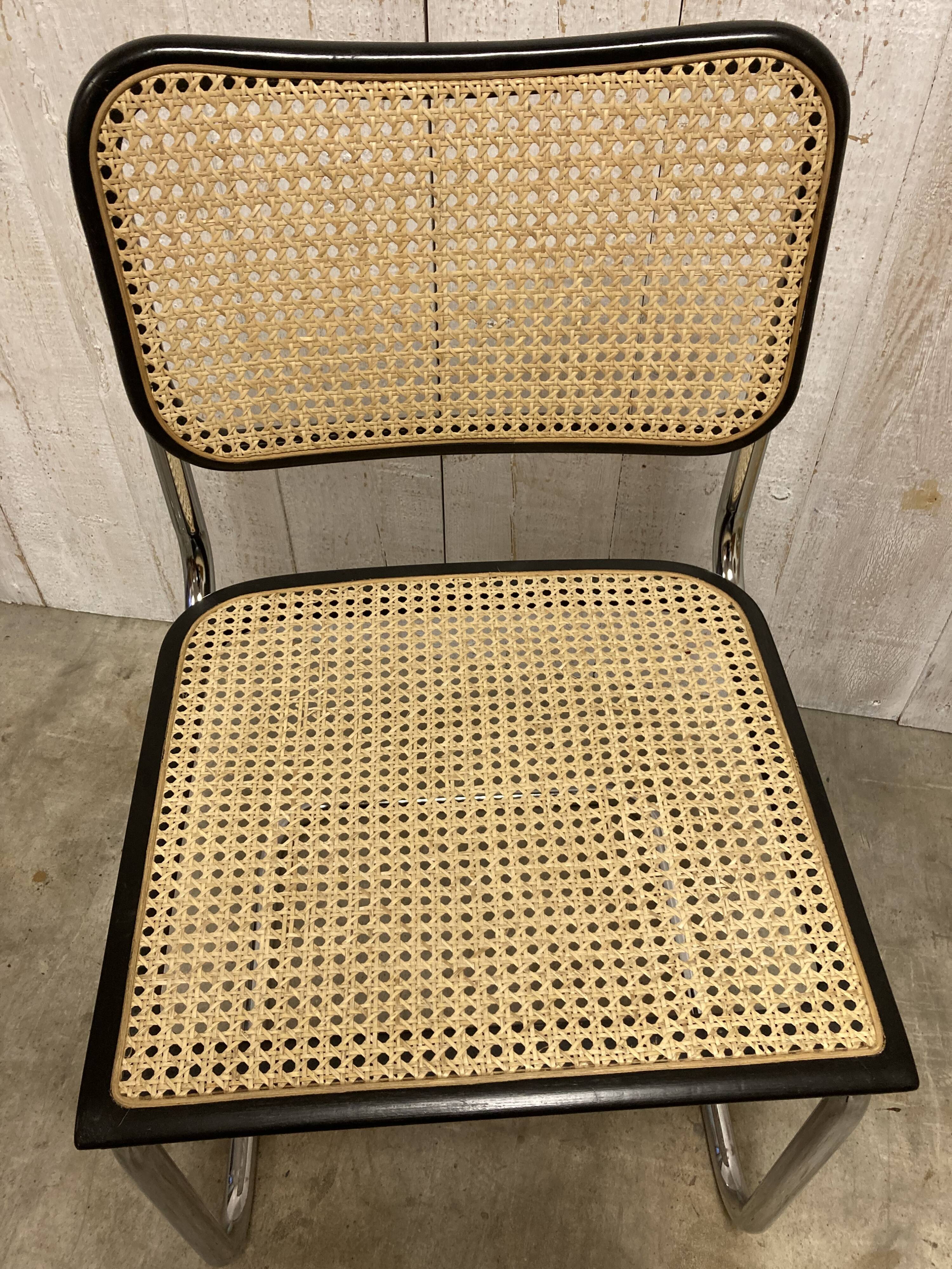 Pair of chairs B32 Breuer