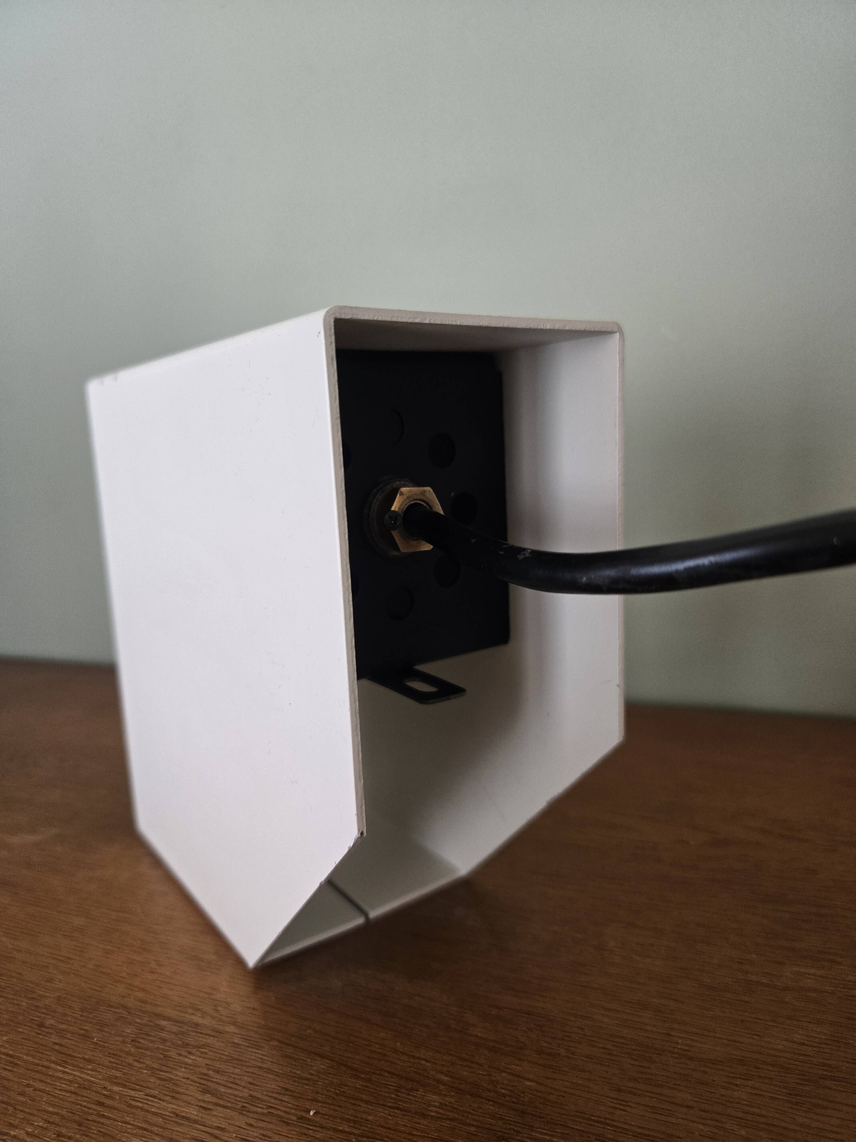 Lampe à poser ou applique RAAK modèle D2048 - design années 70