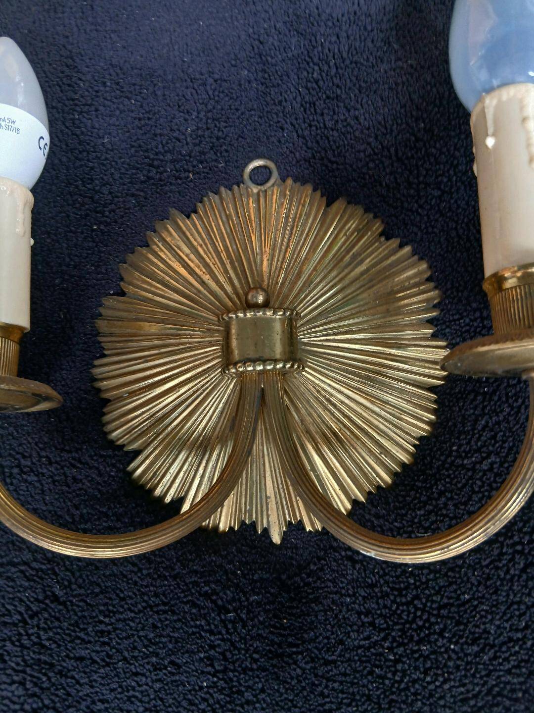 Paire d'appliques soleil en bronze Maison Charles