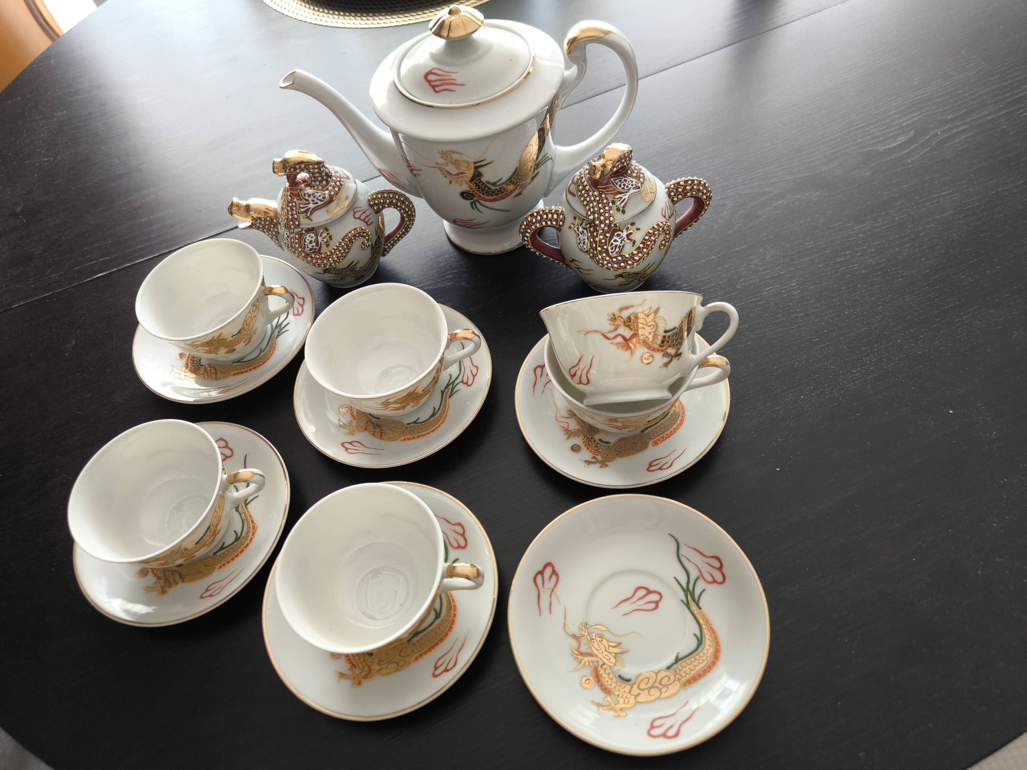 Service the ancien japonais porcelaine dainan
