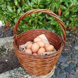 Round raw wicker basket