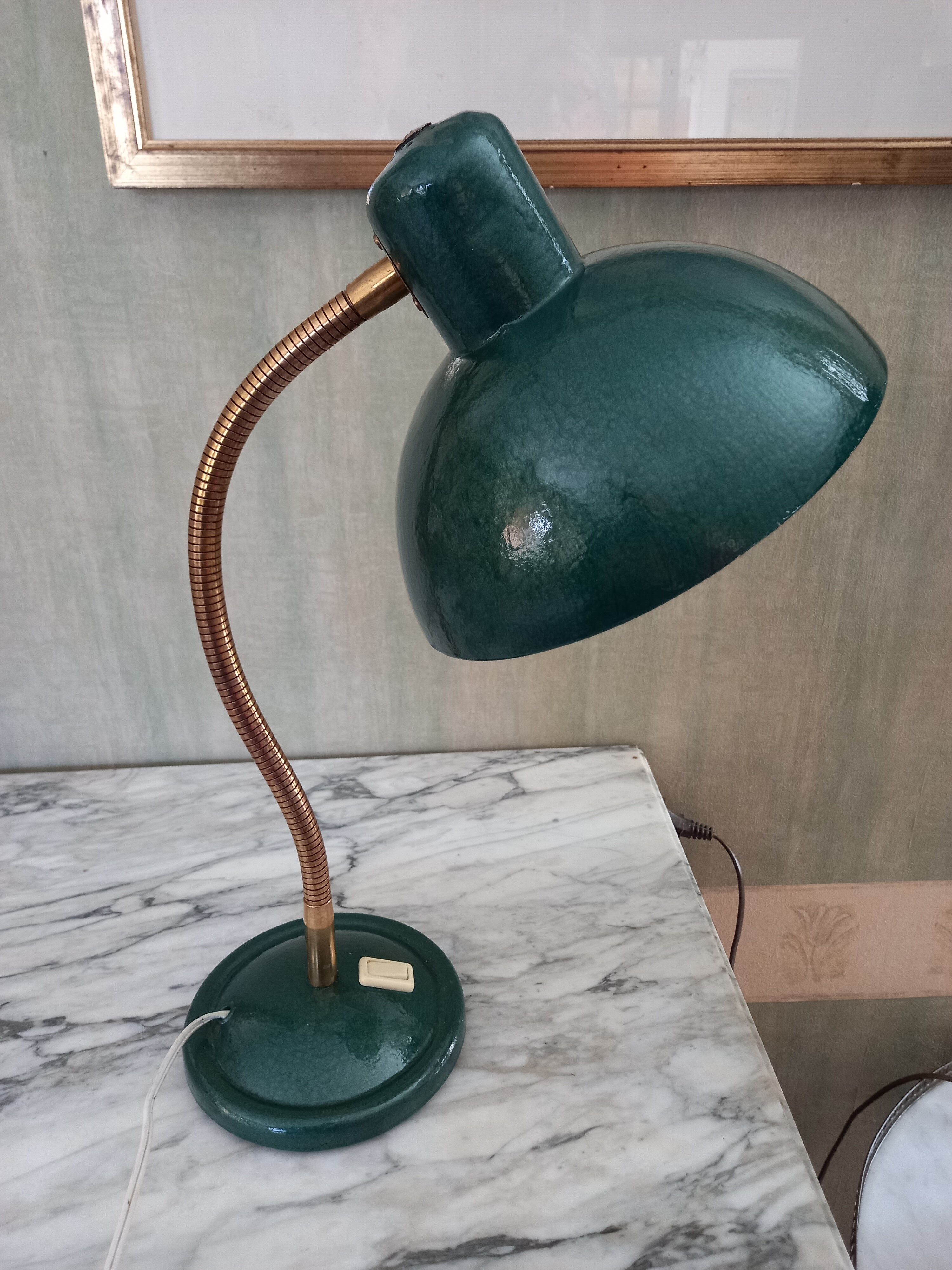 VINTAGE DESK LAMP