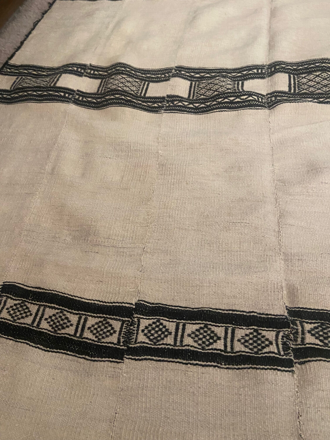 Berber rug / blanket in vintage wool