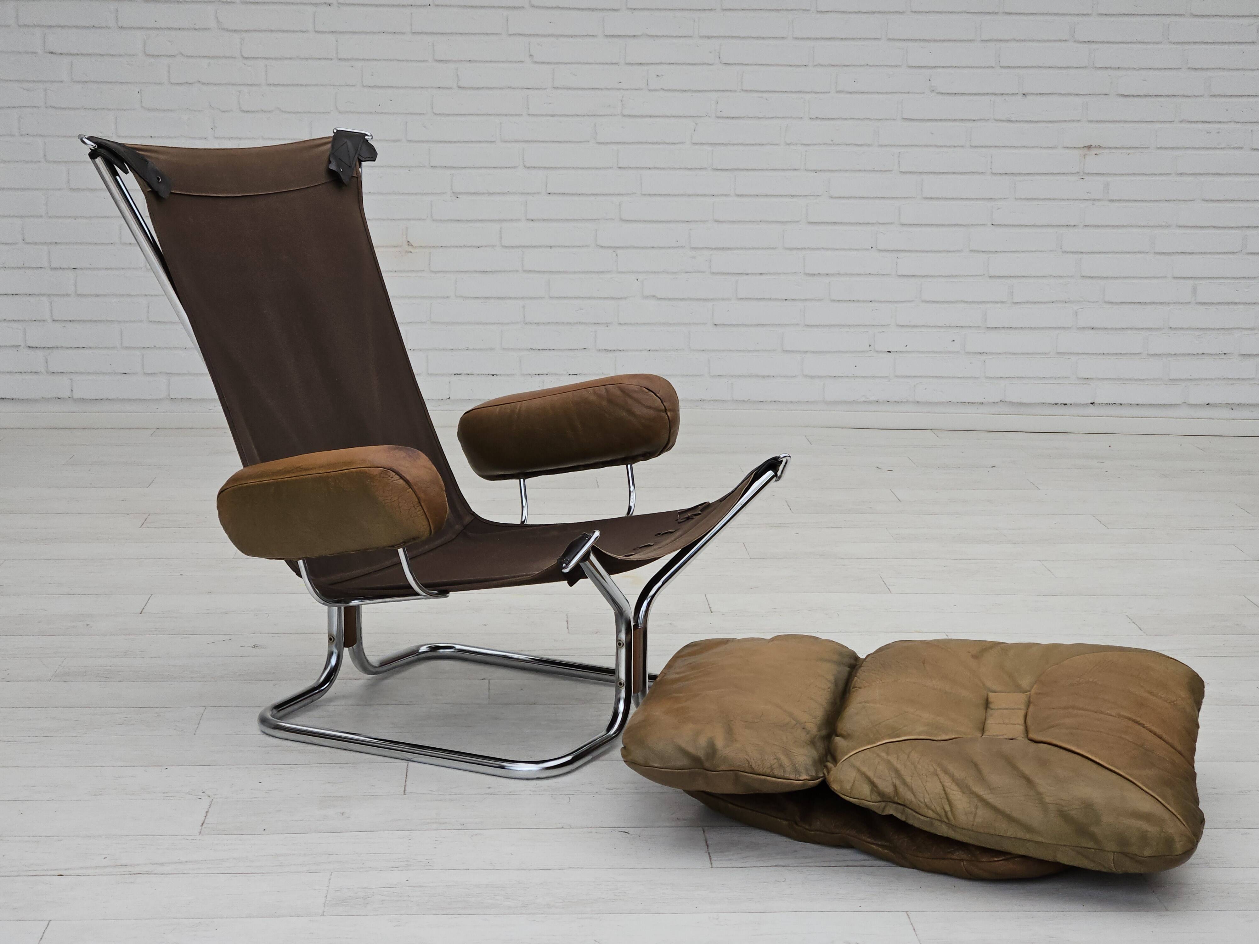 1970s, Norwegian design by Harald Relling, original condition, leather, chrome steel, teak wood.