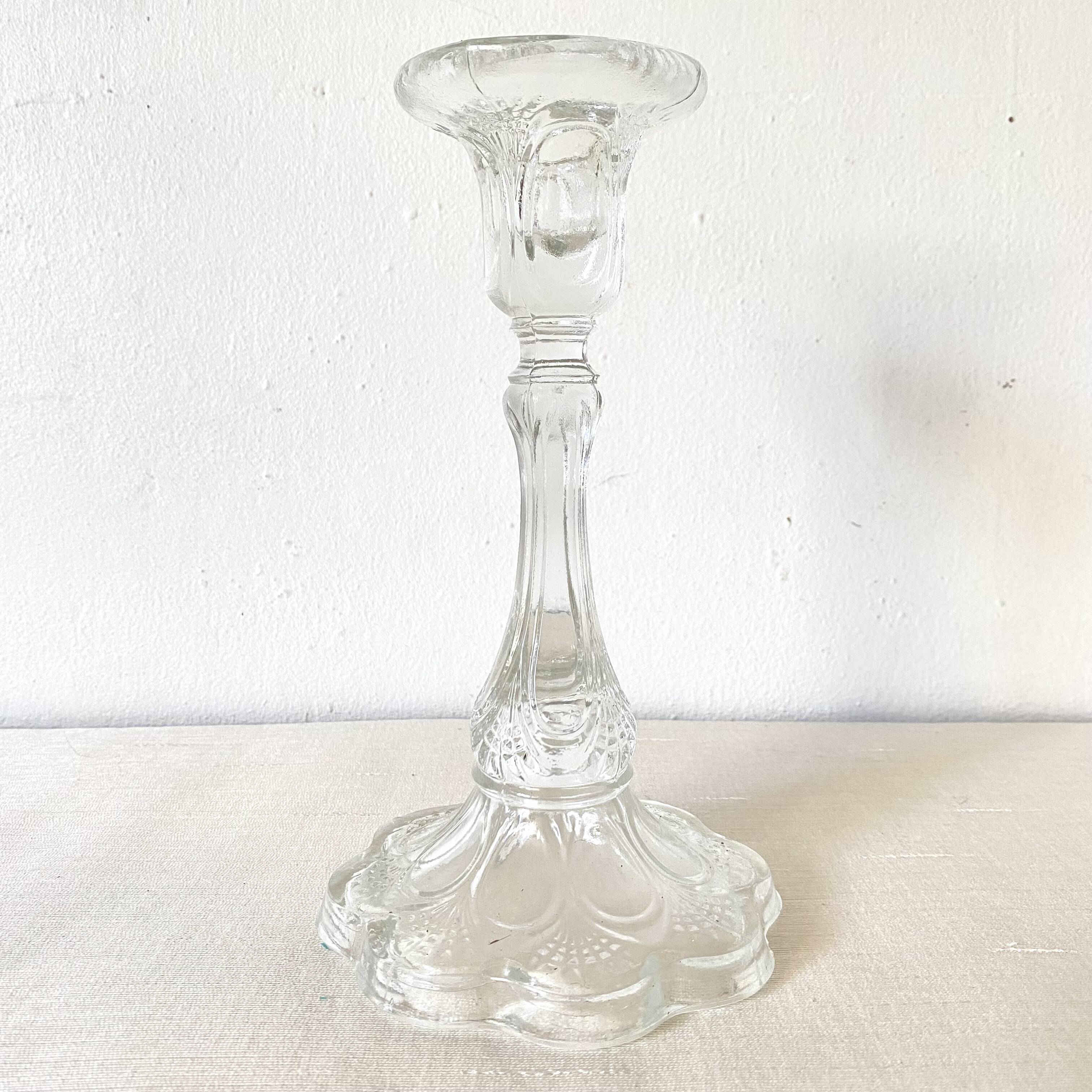 21 cm molded glass candle holder