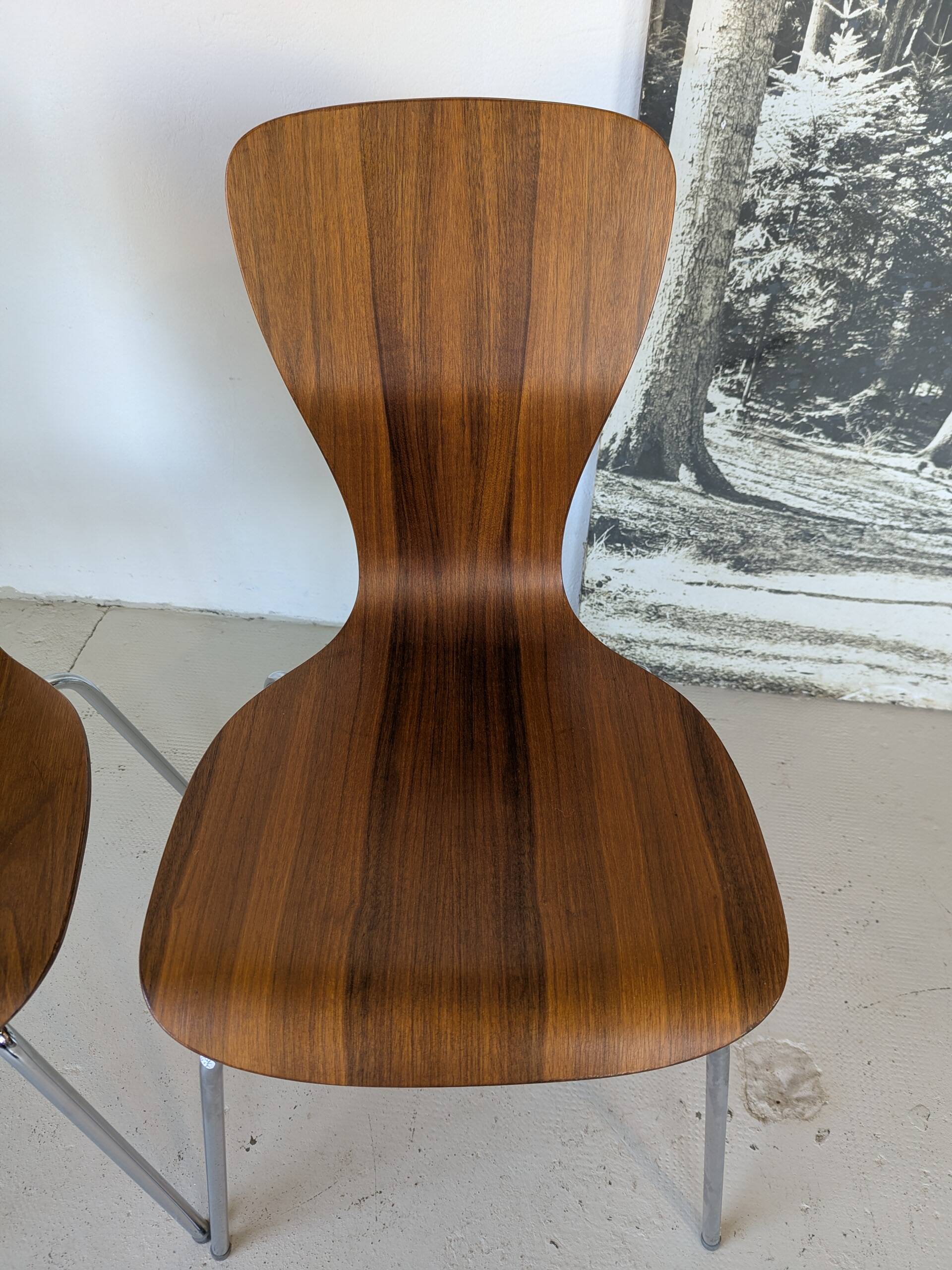 Paire de chaises de Tapio Wirkkala pour Asko, noyer