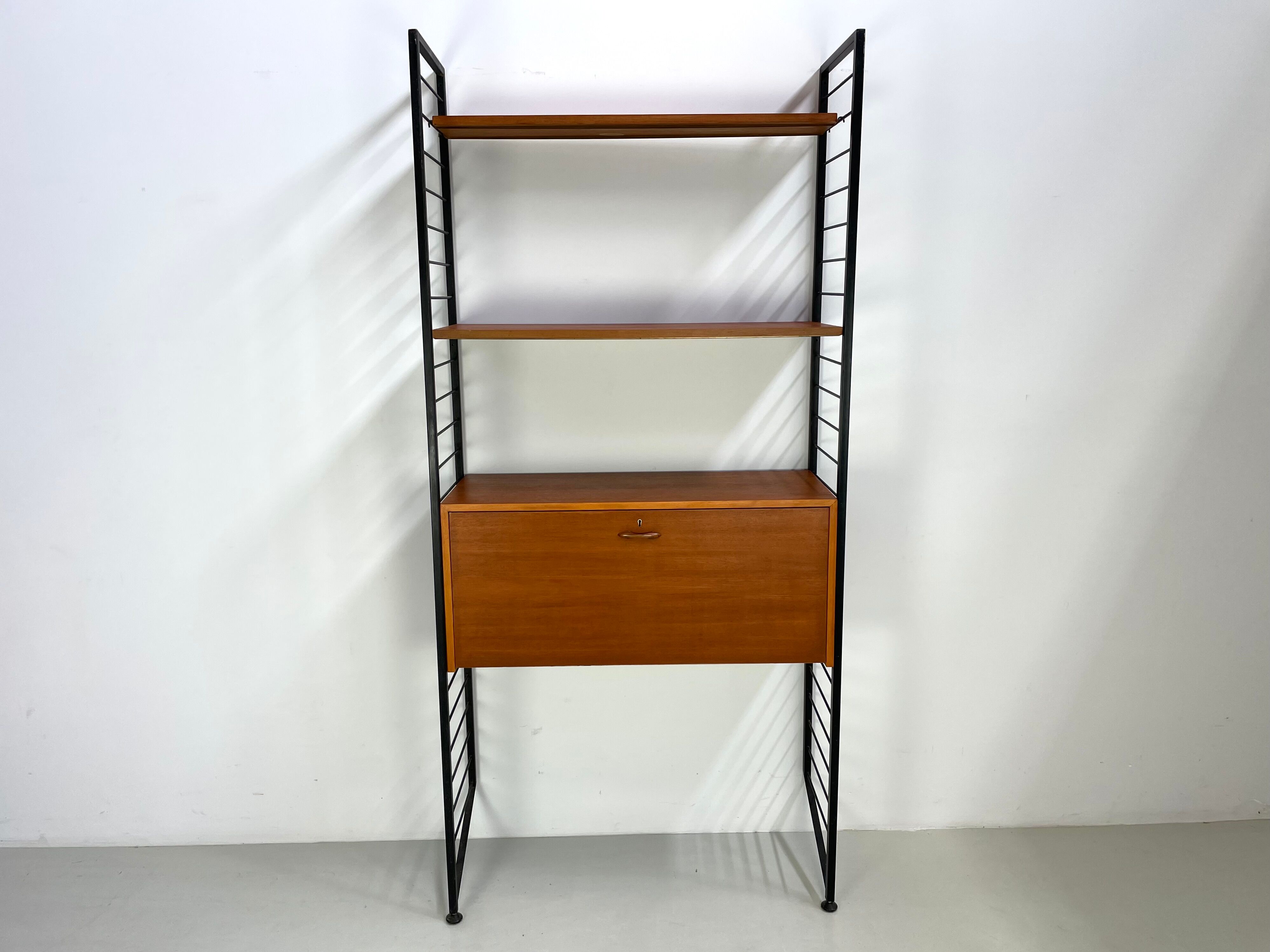 Vintage   wall unit Ladderax