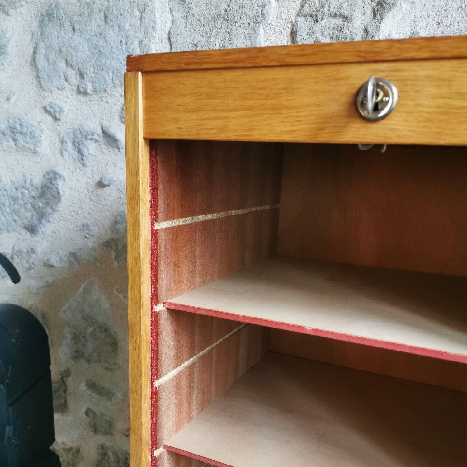 Meuble de bureau vintage, classeur à rideaux 1960
