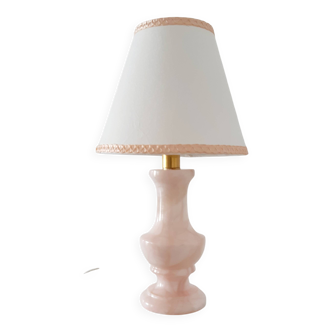 lampe en albâtre rose