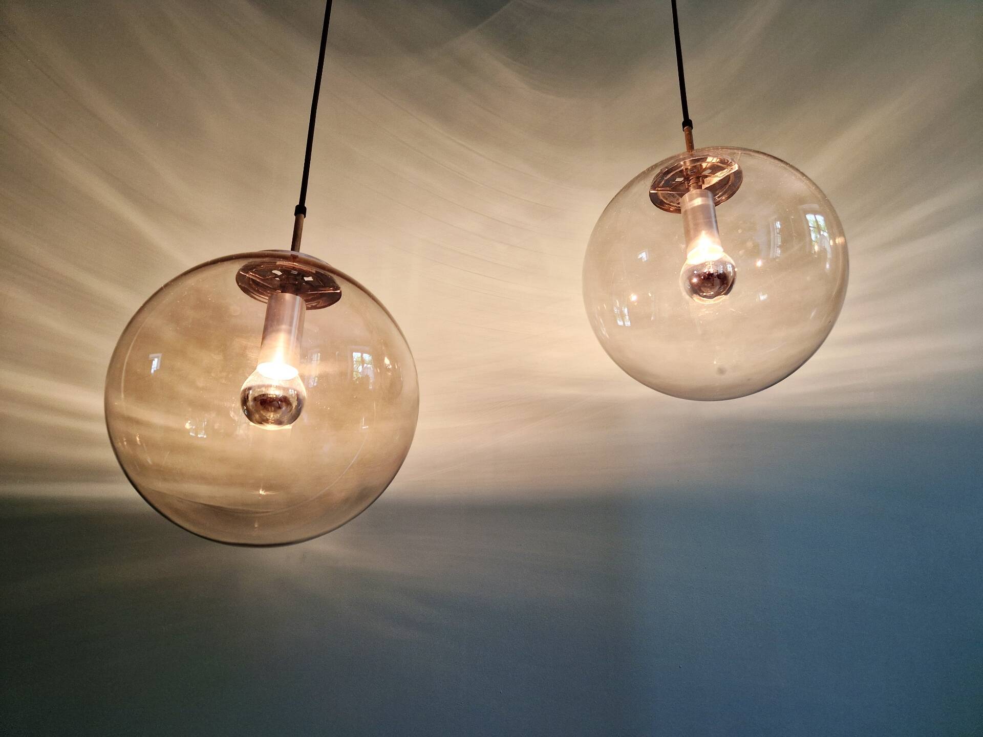 Suspension Space Age in smoked glass