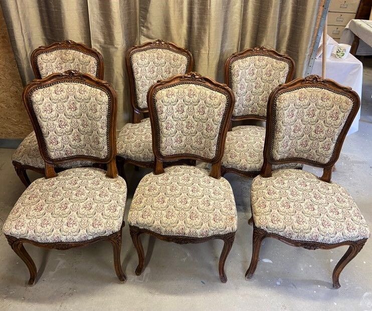 Set of 6 Louis XV style chairs