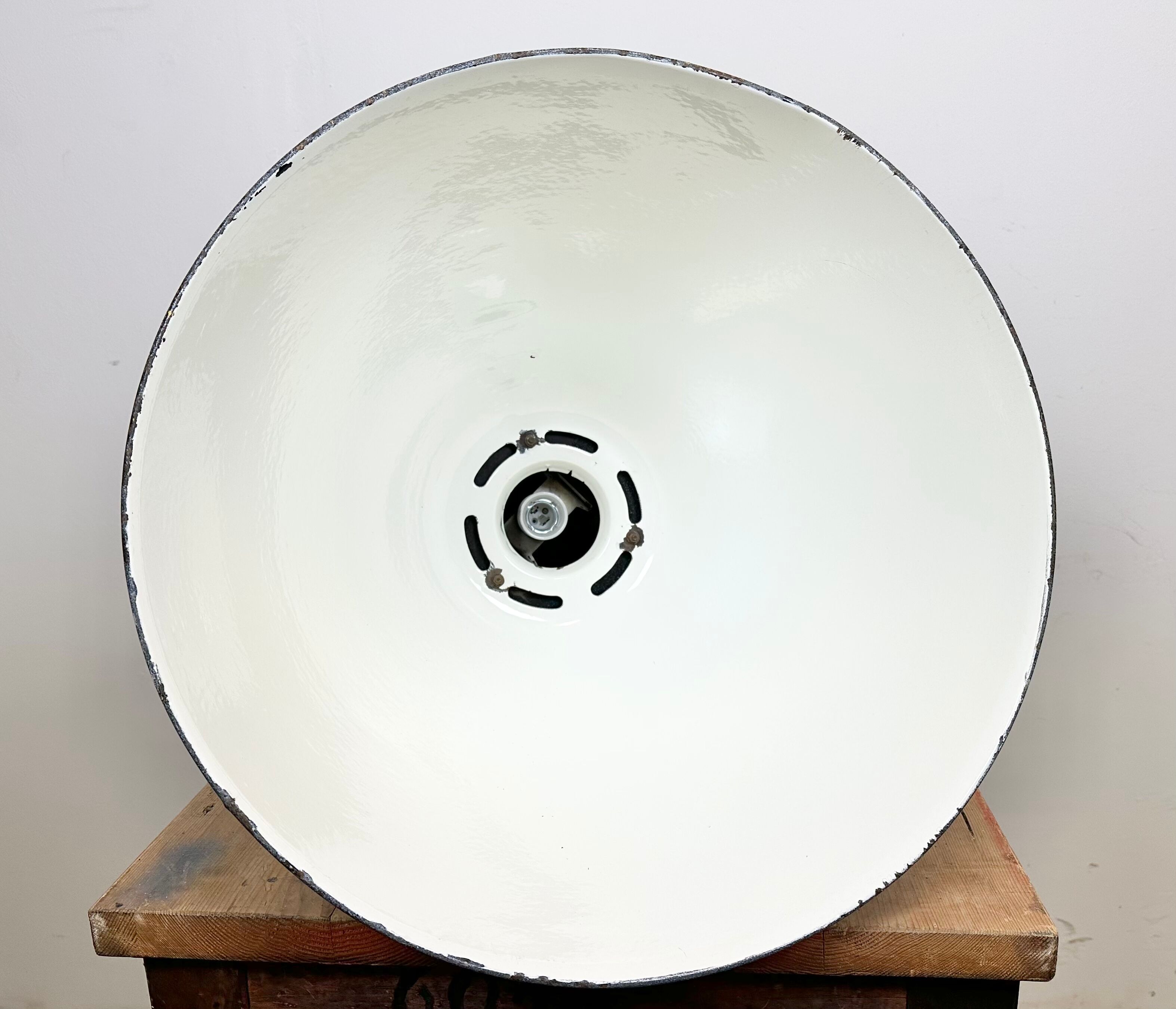 Grey enamel industrial factory lamp from Elektrosvit, 1960s