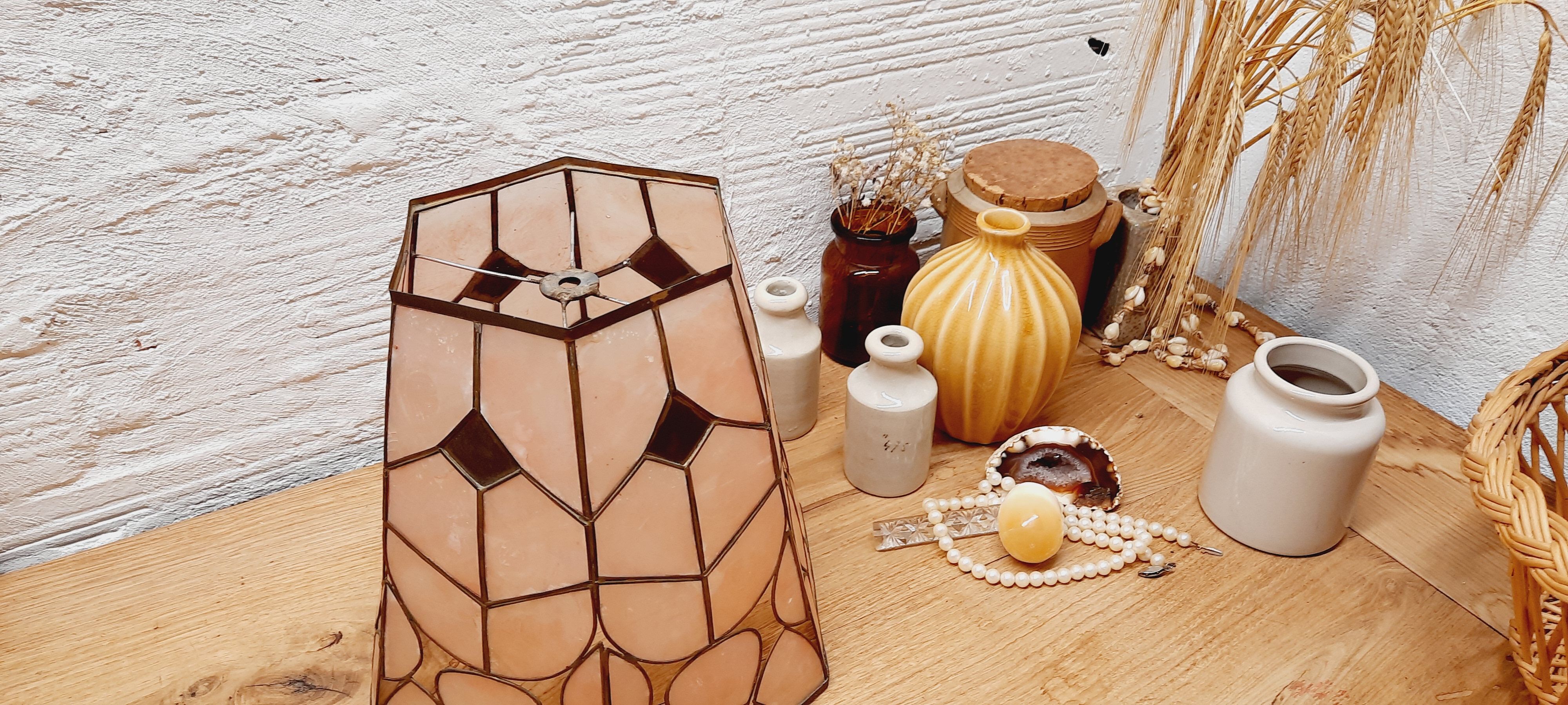 Abat day pink mother-of-pearl