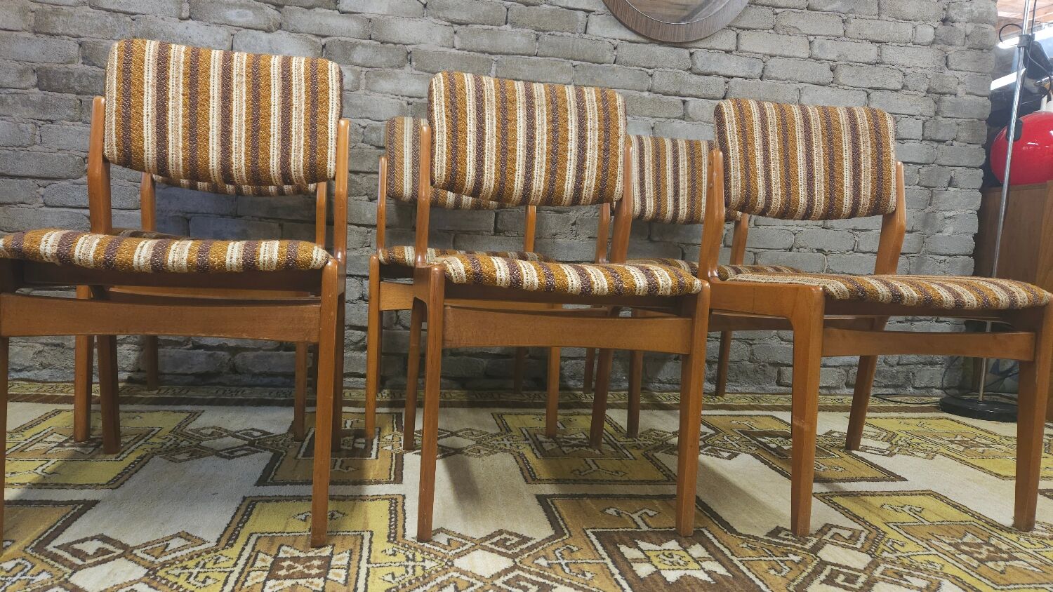 Set of 6 vintage Scandinavian chairs from the 1970s