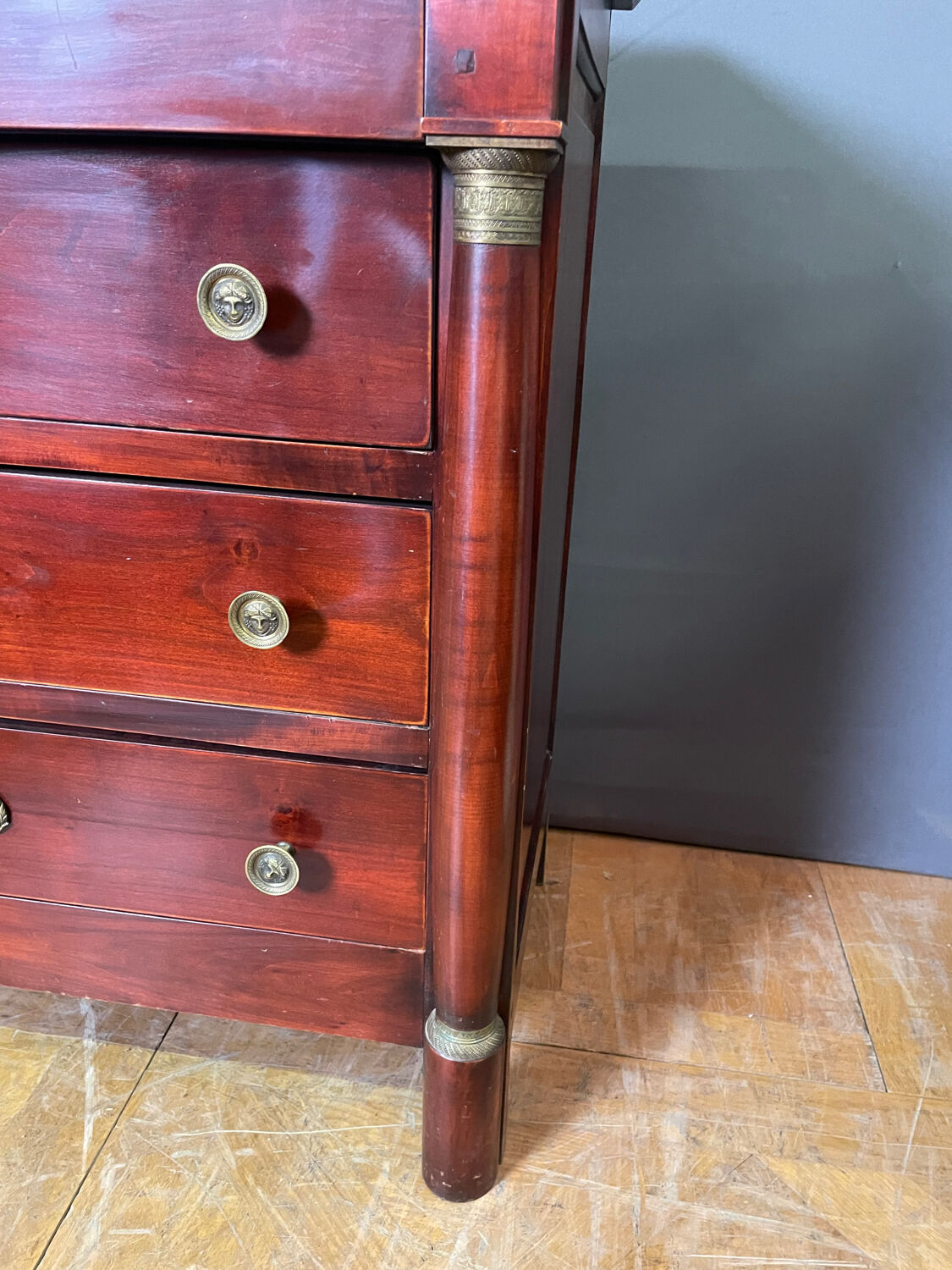 Commode de Style Empire à colonnes détachées