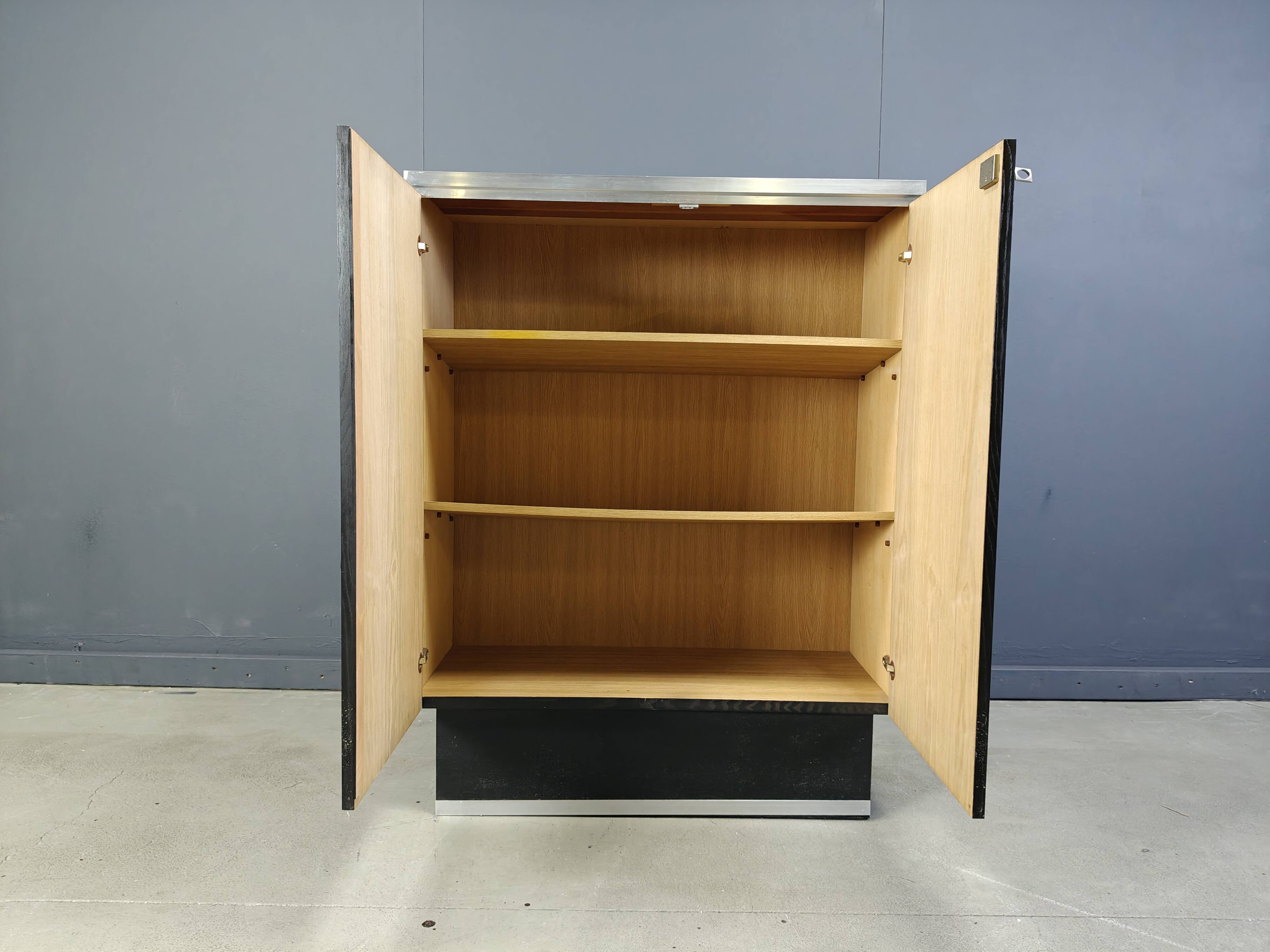 Meuble bar brutaliste en bois noir, années 1970