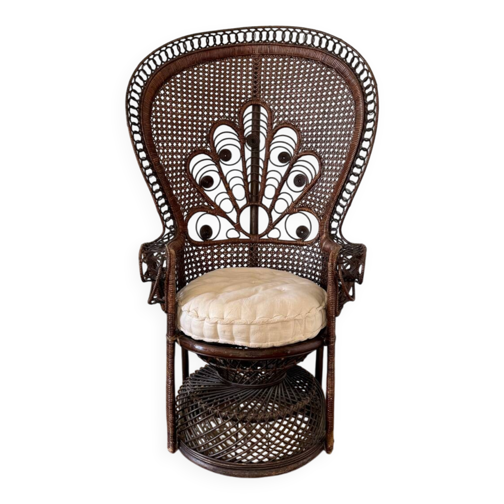 Pomaré Emmanuelle Armchair