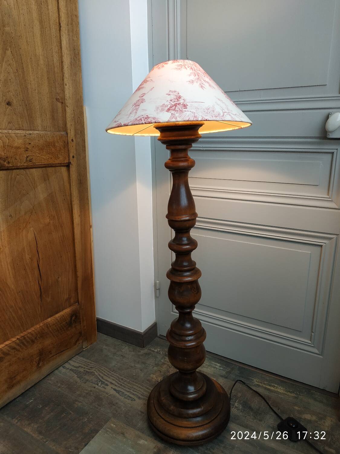 Turned wooden floor lamp