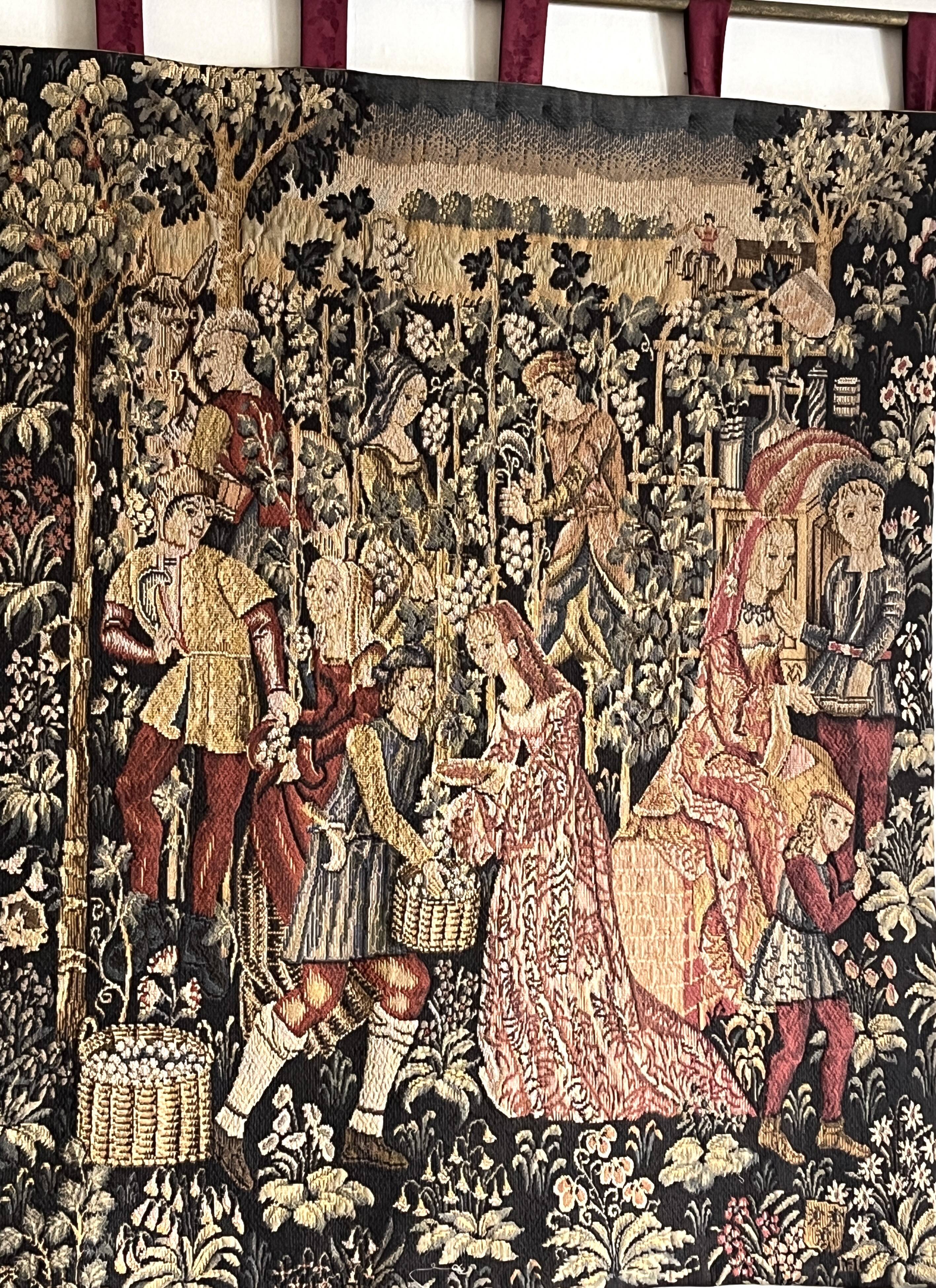 Halluin tapestry, important medieval scene, 20th century certificate