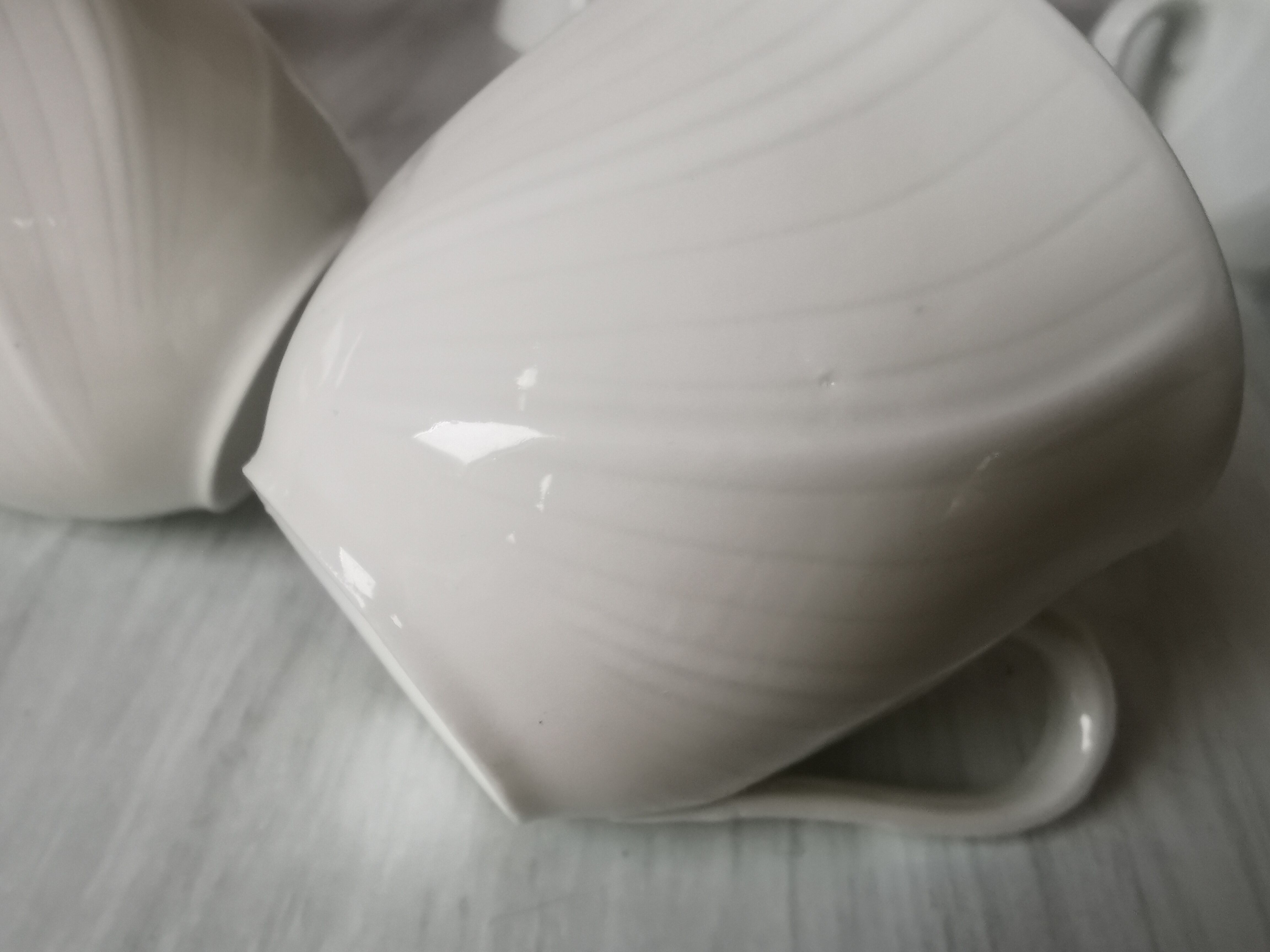 Porcelain cups and saucers Limoges Bernardaud