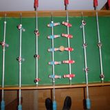 Pretty baby-foot child brand samub vintage year 60 in very good condition seen in years. bars slide very well.  all the colors are original.  with the goals 1.05 width 54cm top length 78cm