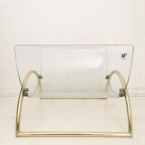 Galotti and radice exclusive Italian, brass and glass magazineholder, 1970s