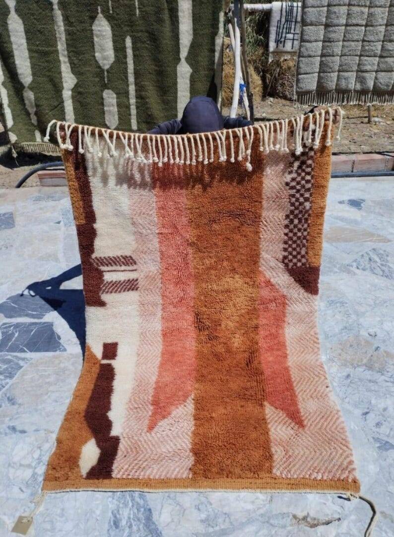 Handwoven Moroccan wool rug 150/250cm