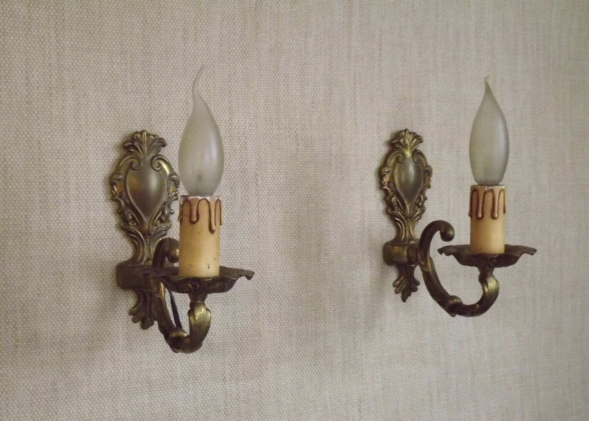 Pair of french vintage gilt bronze traditional style single wall lights 5113