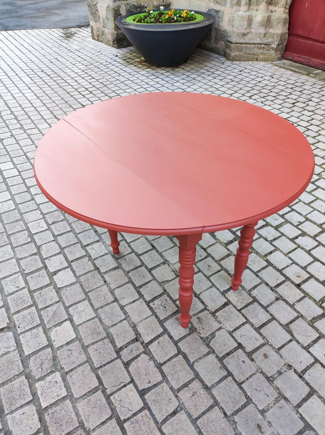 Flap table