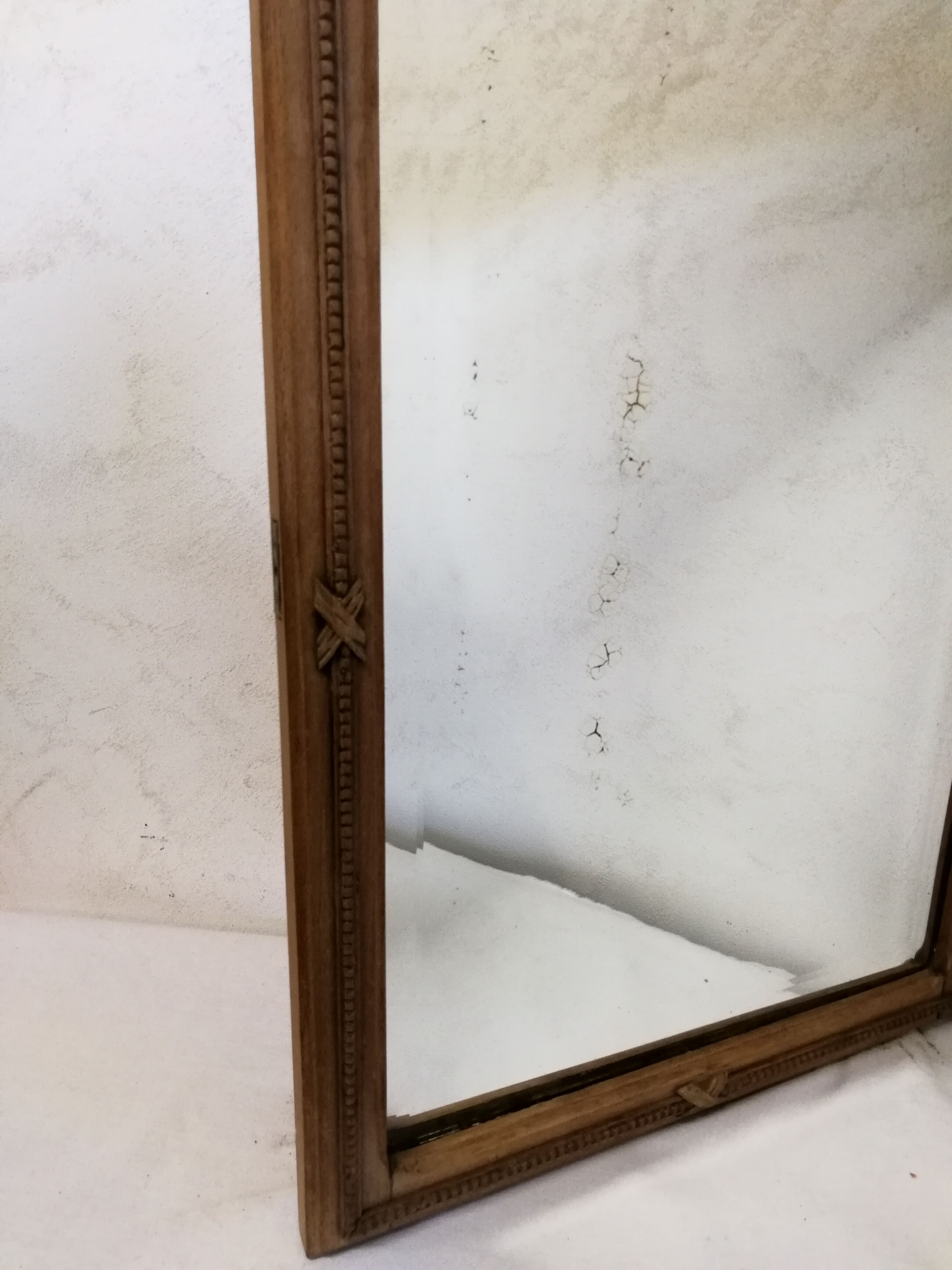 Louis XVI style mirror 46x67cm