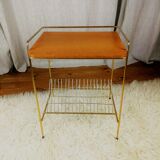 Small wheels serving door vinyl