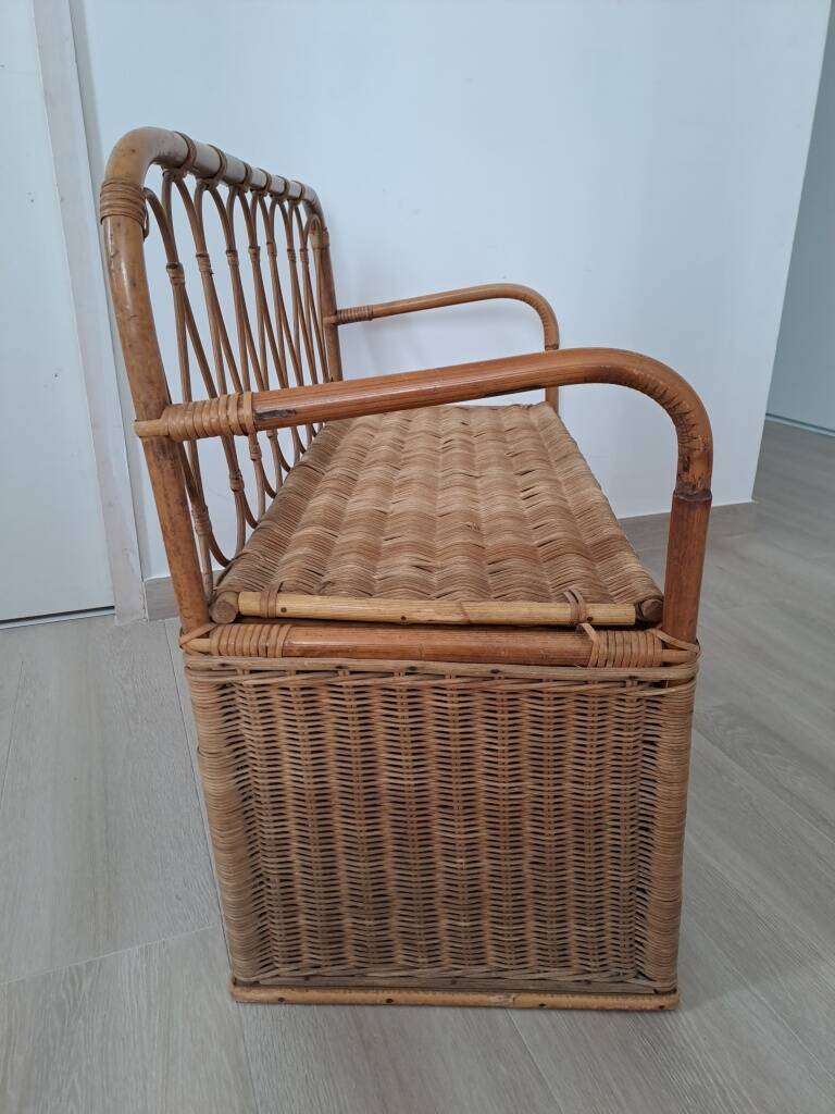 Vintage bench/toy chest