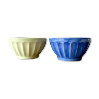 2 enamelled ceramic bowls