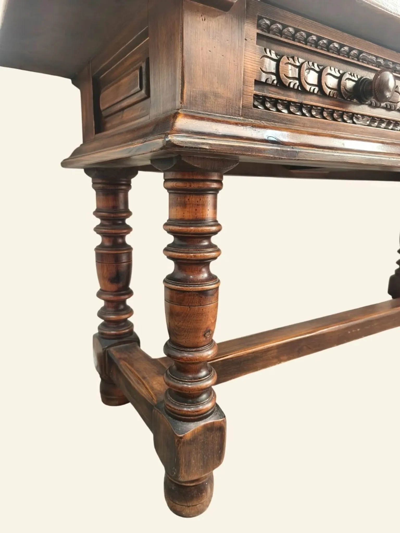Large Castilian table with drawers and turned legs, early 20th century.