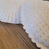 Set of 2 crochet cushions