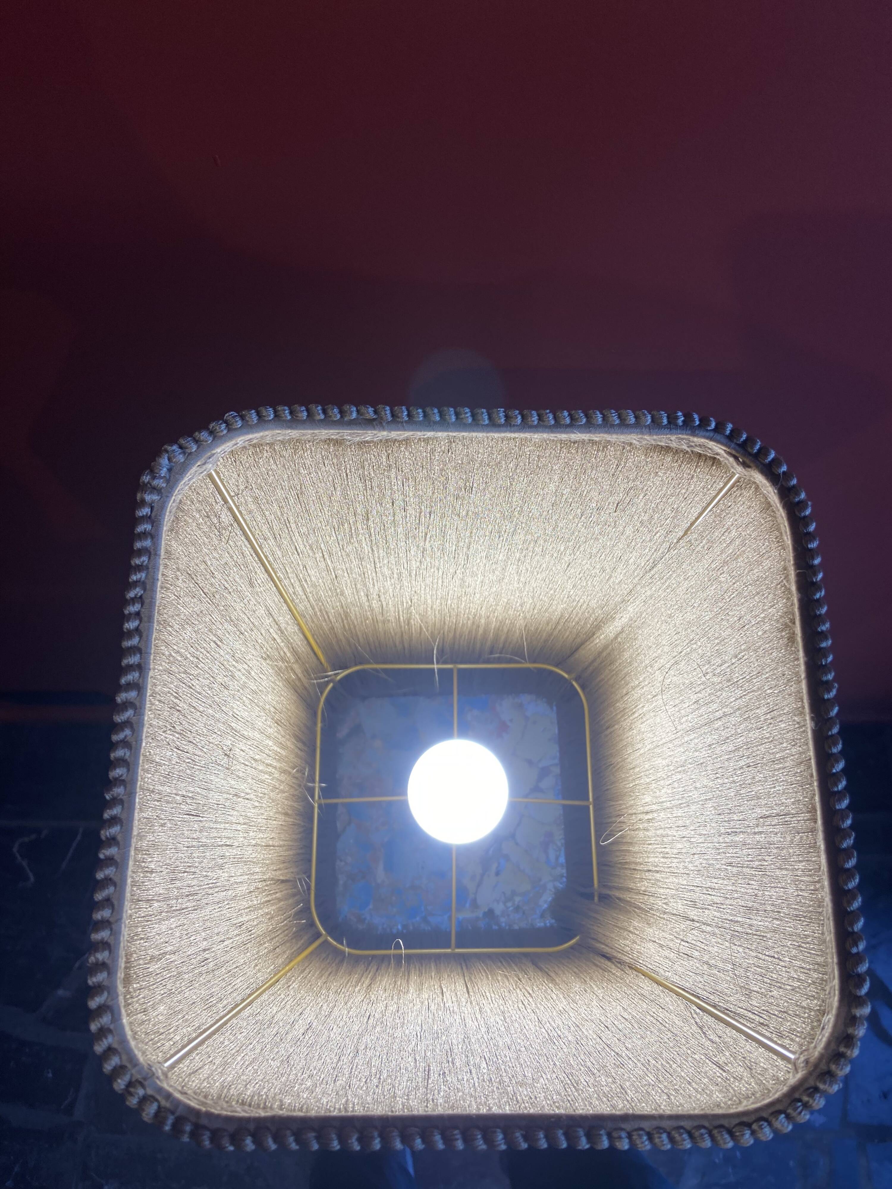 Base stuck blue beige marble-plaster, fringed lampshade Houles, 21st century.