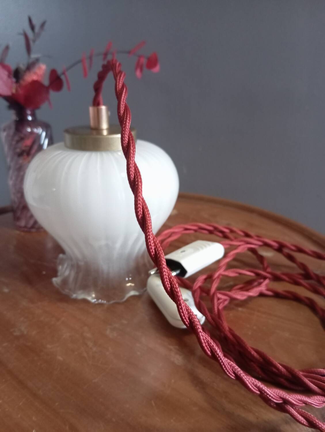 White opaline portable lamp, retro chic