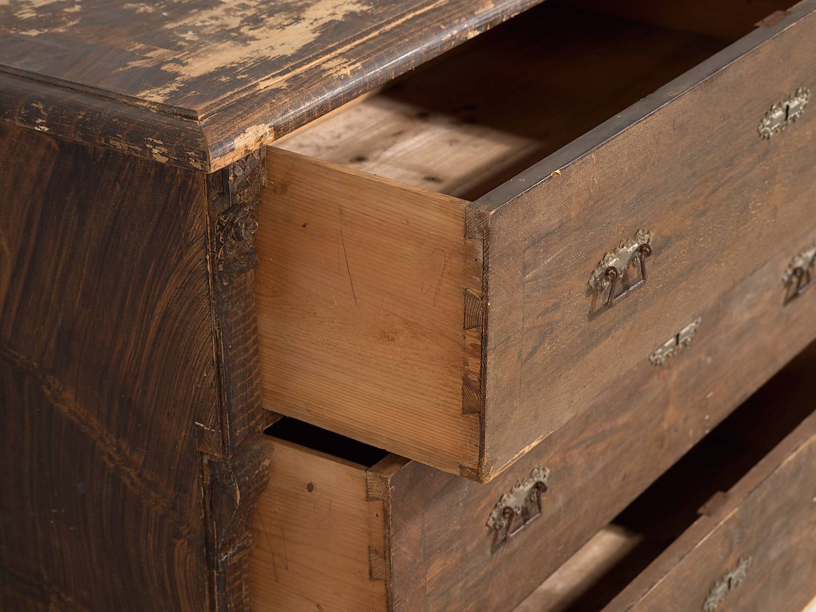 Antique patinated chest of drawers (c.1920) #43