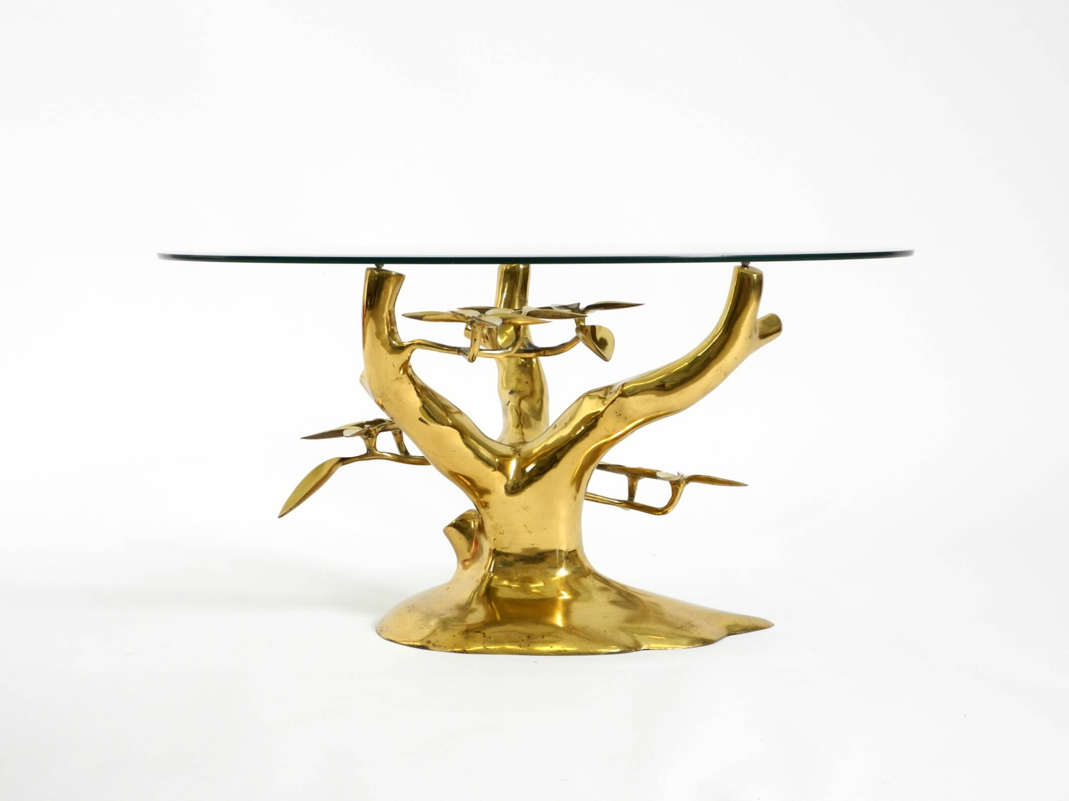 70s coffee table, model Bonsai by Willy Daro, made of brass and fire-gilded