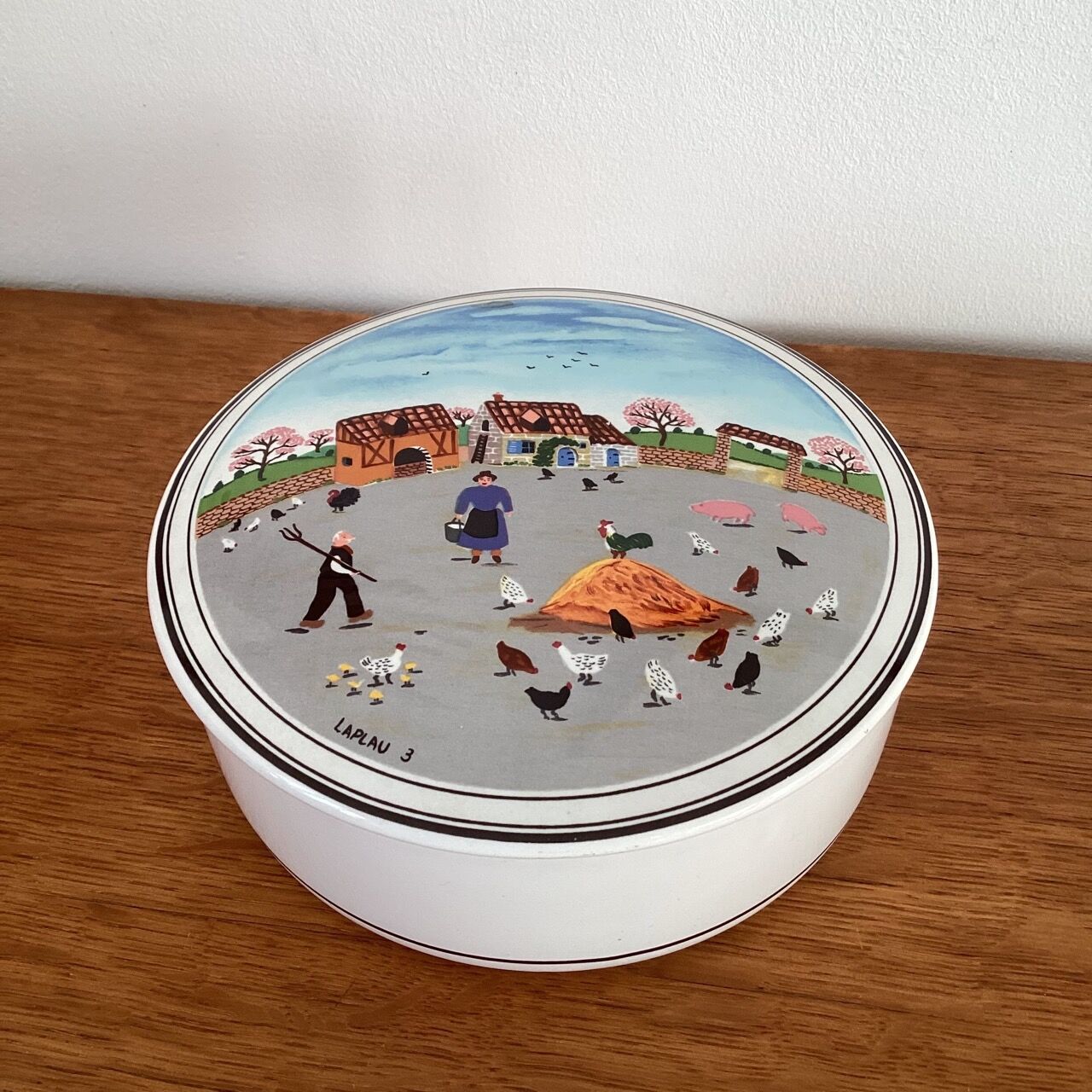 Porcelain box, naïve design collection, décor signed Laplau - 1980s, Villeroy & Boch