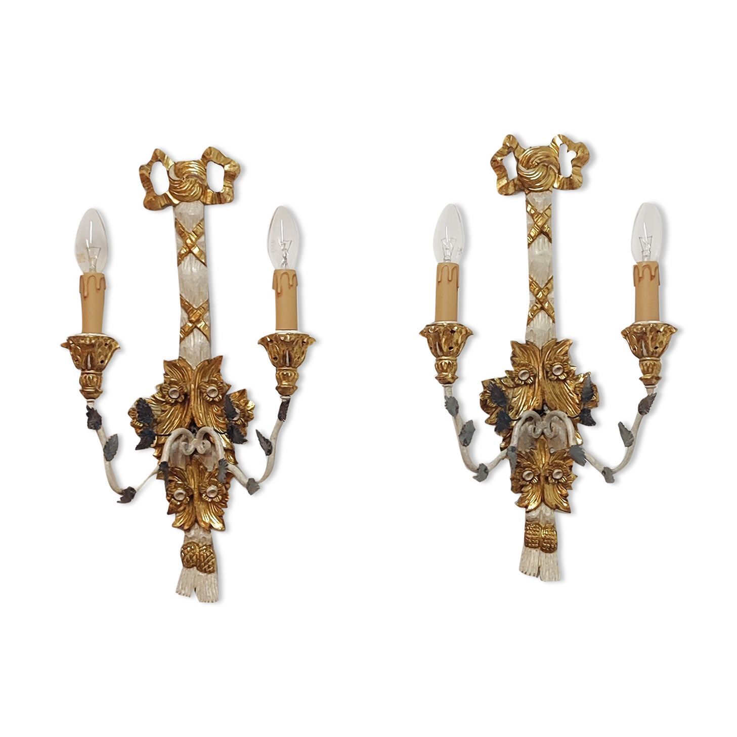 Polychrome beech wood sconces. Spain 1900