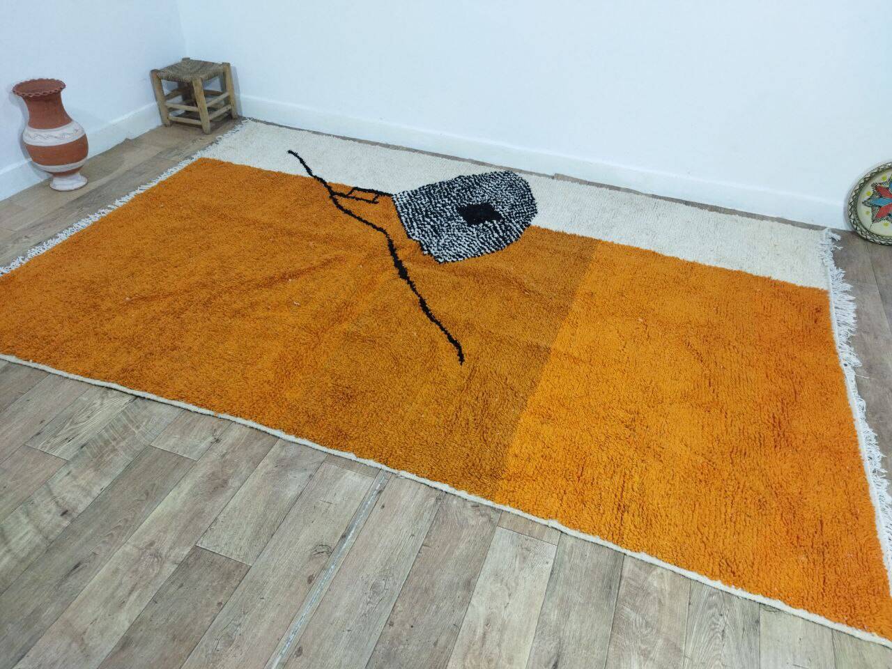 Handmade Moroccan Berber rug 313 x 215 cm